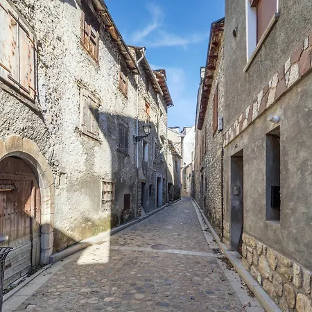 Apartmán Stone In Near Scenic Lake, Cleaning Included Benasque